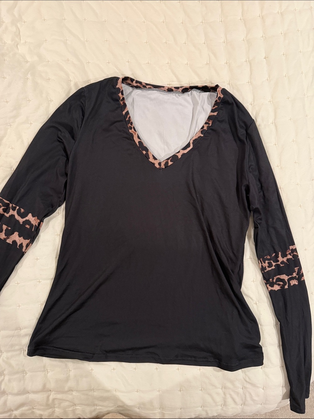 Women's Black Long-Sleeve V-Neck Top with Leopard-Trim Accents